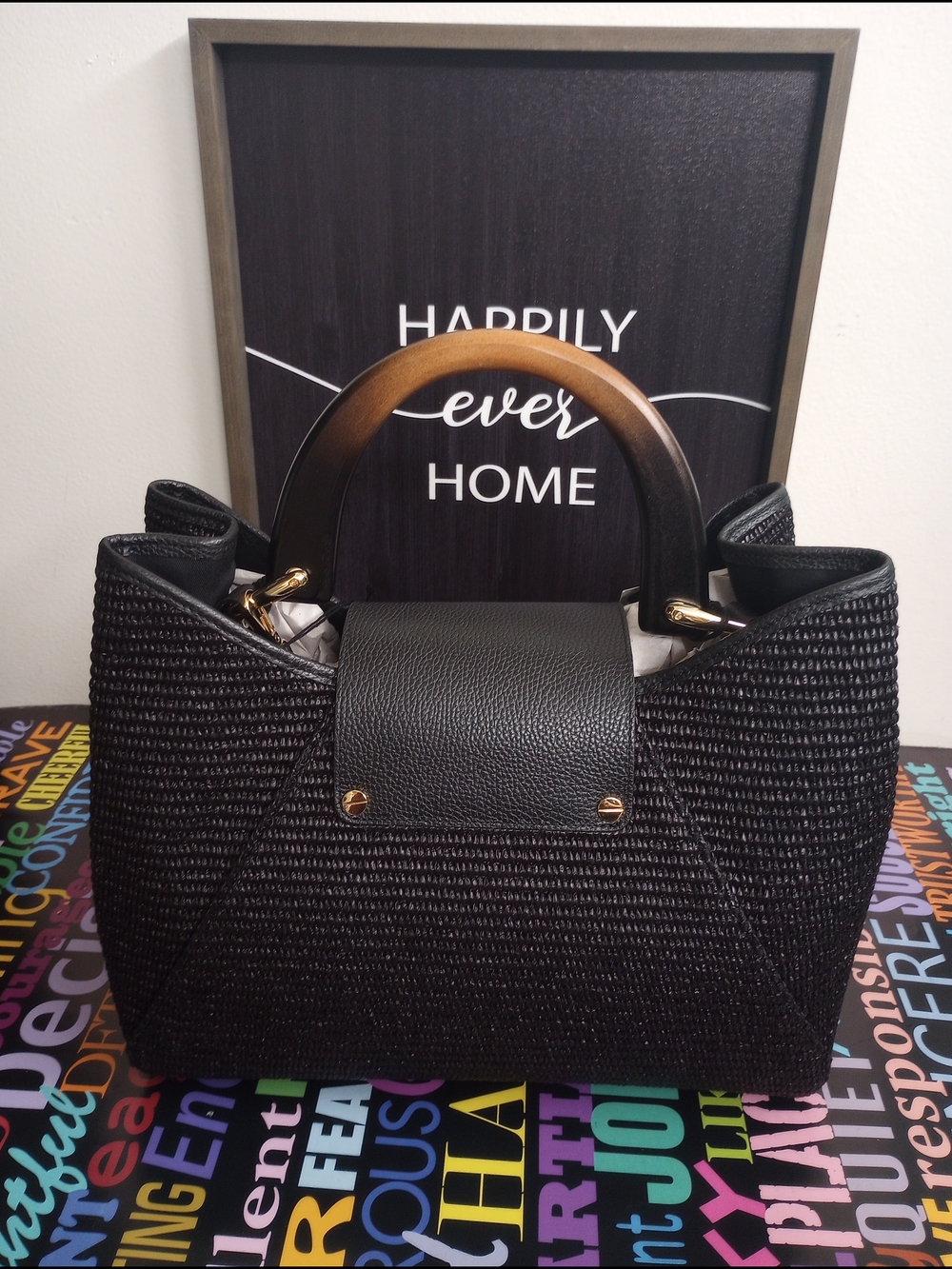 Beautiful Back Woven Satchel with Tortoiseshell Handle & Gold Hardware - Picture 2 of 7